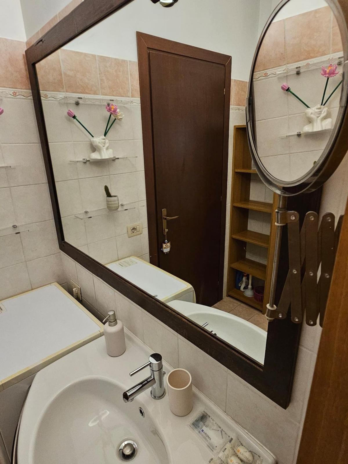 Apartment Private In Rome